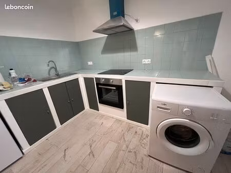 petit appartement rue auzias belle de mai