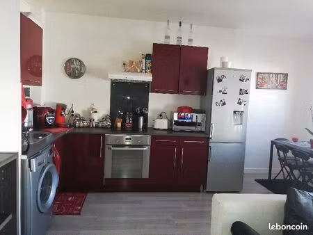 loue f2 meublé