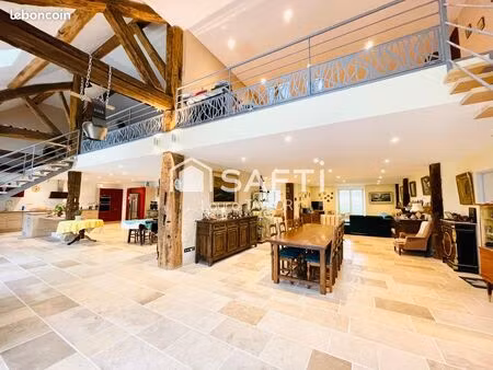 propriété 8 pièces 350 m²