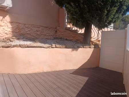 le rove  beau studio de 32 m2 terrasse 10m2 parking■dans la résidence. loyer