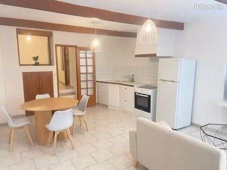 t2 meublé 37 m² – centre-ville
