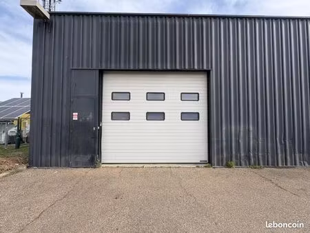 local commercial 451 m²