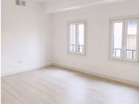 appartement t2 hyper centre climatisé