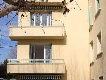 très beau t3 idéalement situé  67 m2  avec parking  1488 cc
