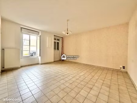 maison 7 pièces 179 m²