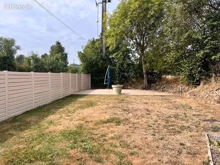a vendre au calme maison