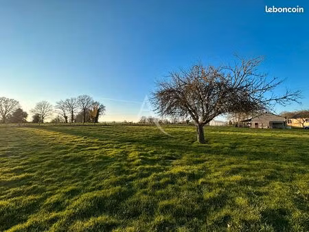 terrain 1250 m² mayenne