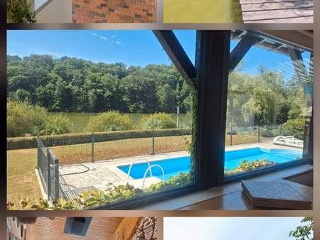 havre de paix au bord de l'eau : propriété unique avec piscine et accès privé à la rivière