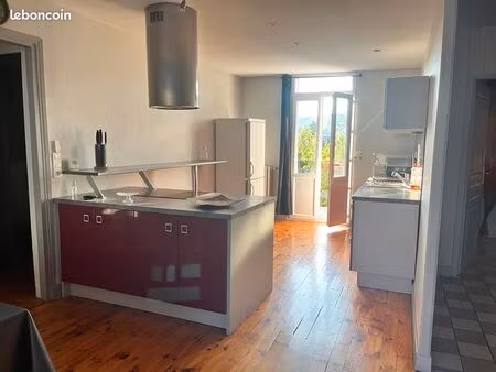 appartement 60 m² avenue des belges au puy