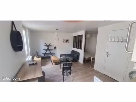 studio lumineux en centre ville