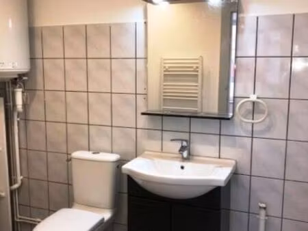 studio - rénové - libre de suite