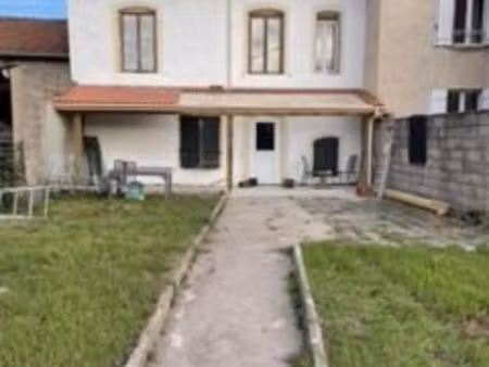 immeuble 170 m² deneuvre