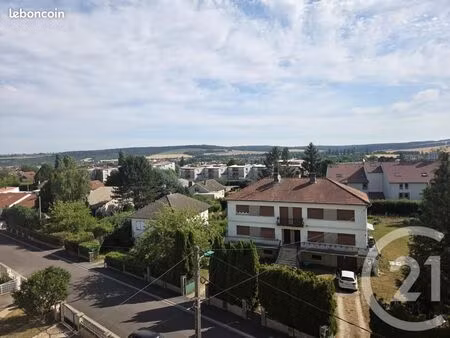 appartement 5 pièces 66 m²