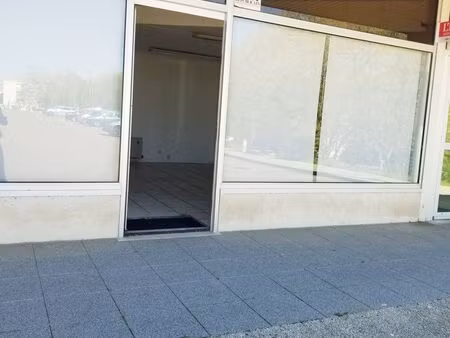 vends local commercial