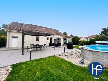 maison individuelle t6 avec piscine