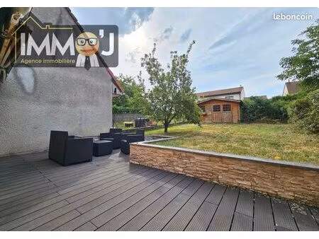 maison 6 pièces 110 m²