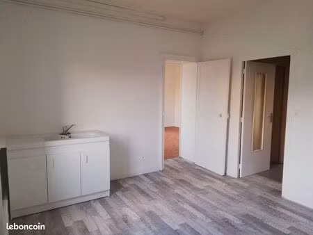 a louer appartement f2 55m2 avec jardin  cave  cabanon jardin