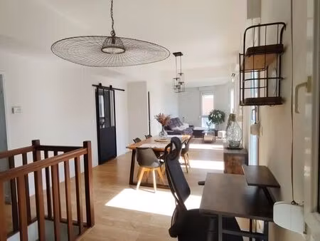 appartement meublé climatisé avec terrasse