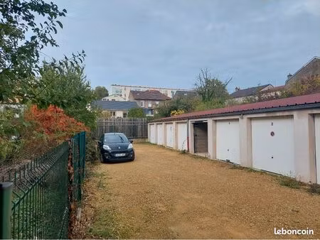 garage box avec électricité clouange