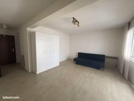 studio 1 pièce 34 m²
