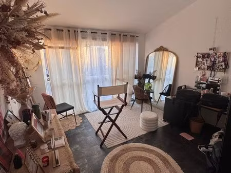 local professionnel 15m2