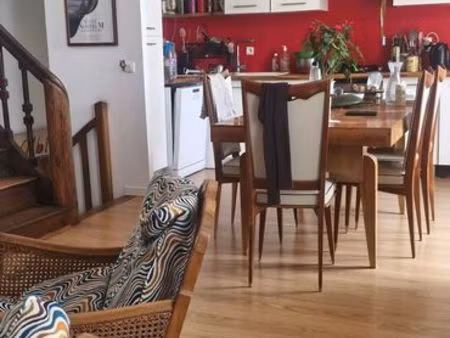 ensemble immobilier avec maison rénovée  local commercial et terrain constructible