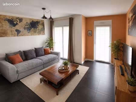 t2 en rez-de-jardin – extérieur privatif de 20 m² – 2 parkings – hettange-grande - plein s