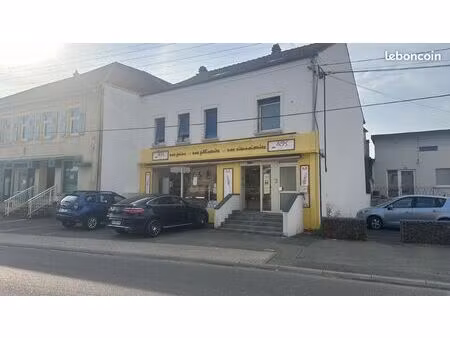 immeuble 7 pièces 150 m²