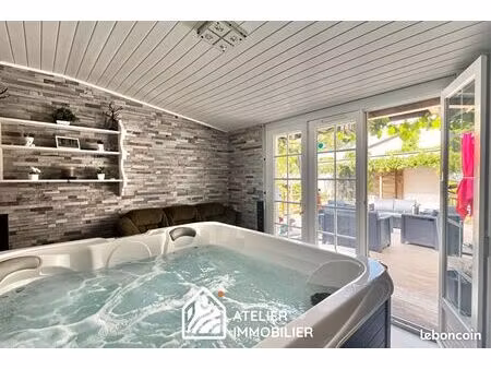 maison 8 pièces 153 m²