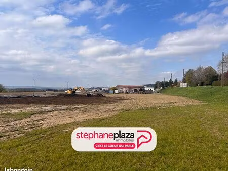 terrain 3 400 m² valmont
