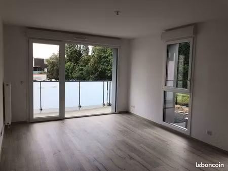 appartement t3 60m2 avec balcon parking et garage
