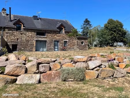 belle longère en pierre rénovée