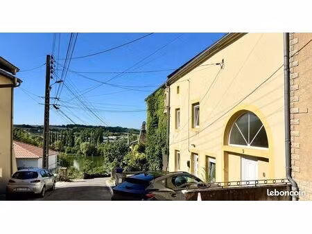 immeuble 220 m² hunting
