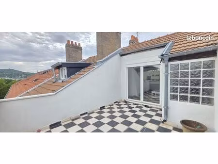 appartement 7 pièces 148 m²