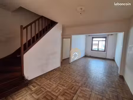 maison de ville 3 pièces 100 m²