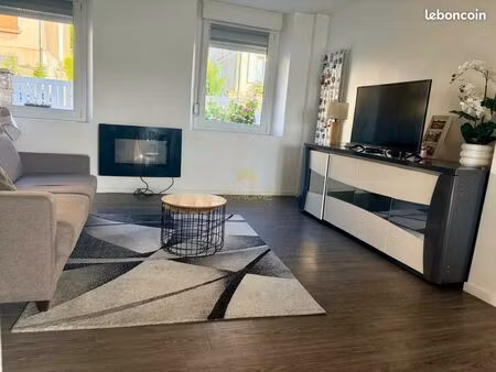 maison 7 pièces 93 m²