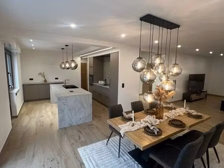 maison contemporaine 200 m² entièrement rénovée – 4 chambres – terrain 14 ares