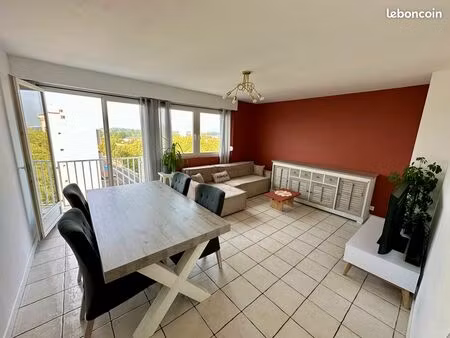appartement t4 de 80 m²