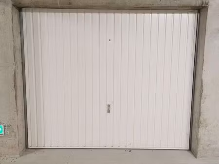 garage/box