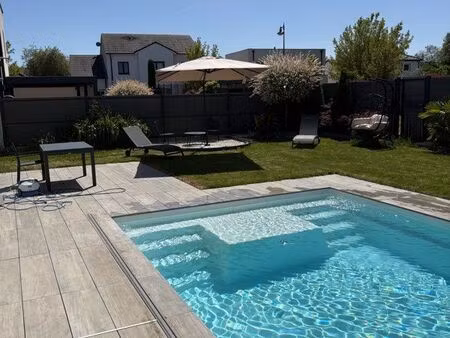 maison à marange avec piscine