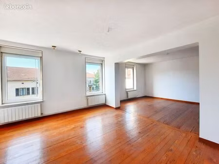 montigny-lès-metz : à louer appartement f4 lumineux de standing