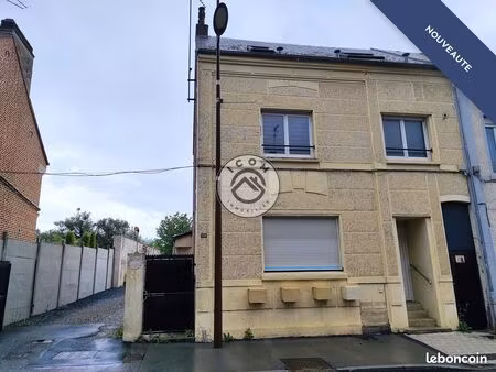 immeuble 7 pièces 152 m²