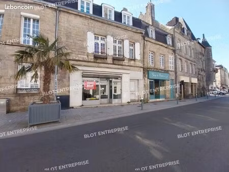 local commercial 56 m²