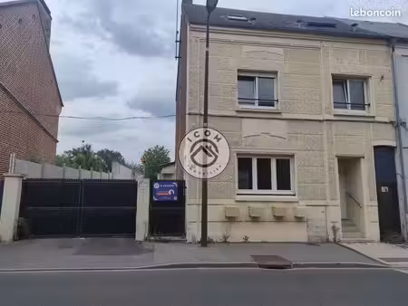 maison 7 pièces 152 m²