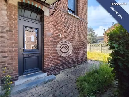 maison 9 pièces 155 m²