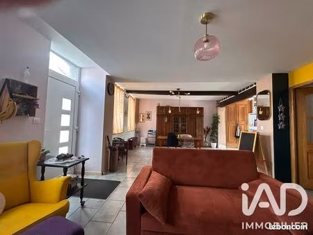 maison 8 pièces 165 m²