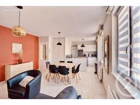 appartement 3 pièces 55 m²