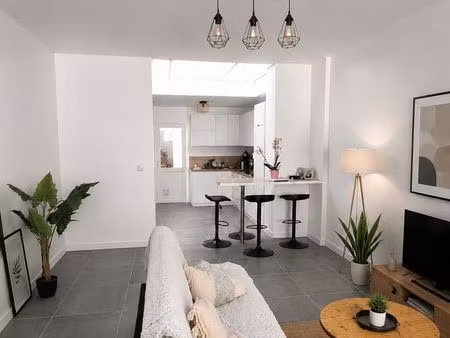 maison 1930 rénovée – 97 m² – 5 pièces – dpe c – parking privatif