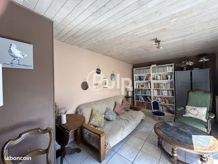 maison 7 pièces 136 m²