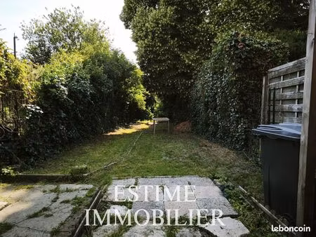 immeuble 7 pièces 122 m²